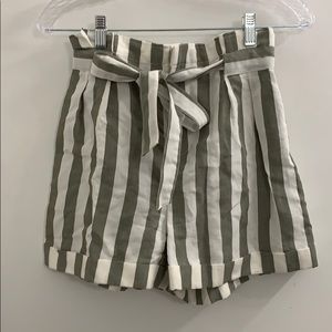 Club Monaco shorts XS NWOT